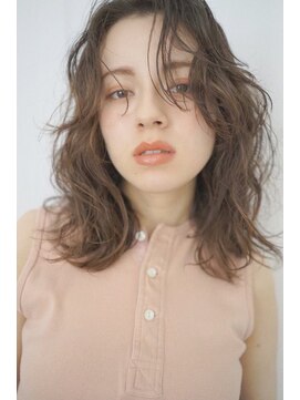 パール(PearL) PearL/セミウェットウェーブ×アッシュオリーブ/グレーベージュ