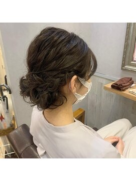 ワット 新宿店 【担当yumi】アップヘアスタイル