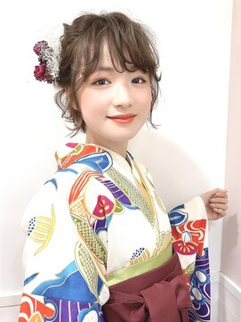 ネオリーブアイム 横浜西口店(Neolive aim) ショートかすみ草ヘアアレンジ 卒業式【横浜】