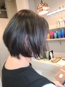 トゥーリ 藤崎店(tuuli) まとまり前下がりボブ☆