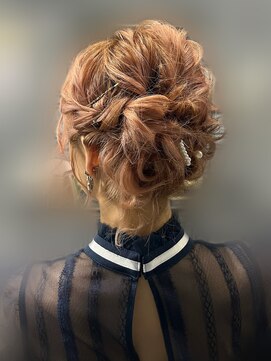 ミテ(MiTe) アレンジヘアセット　ボブアレンジ　お呼ばれヘア　アップヘア