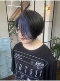 ネイビーのフェイスフレーミング