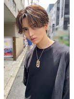 スライバイリアオオサカ(Sly By Ria OSAKA)&nbsp;センターパートマッシュ/ハイライト【韓国ヘア 大阪 梅田】