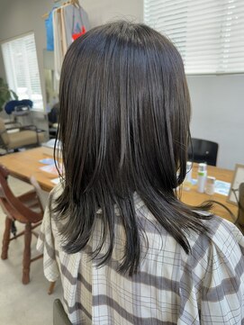 ヘアー アイス 御器所本店(HAIR ICI) 20代30代アッシュグレージュミディアム伸ばしかけ抜け感