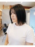 切りっぱなしスタイル&透明感カラー