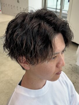 レタッチ バイ フィフス 天神大名(RETOUCH by fifth) ツイストスパイラルパーマ波巻きパーマシャドウパーマメンズ眉毛