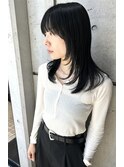 暗髪レイヤースタイル