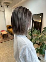 メリー オオサカ(Merly Osaka)&nbsp;透け感greige balayage