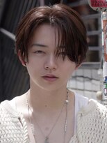 ページ(page,)&nbsp;前髪こぼしセンターパート毛流れ中性的メンズヘア心斎橋