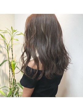 ヘアーアンドメイク ヒューラ 立川店(HAIR&MAKE hurra) ゆるふわロング