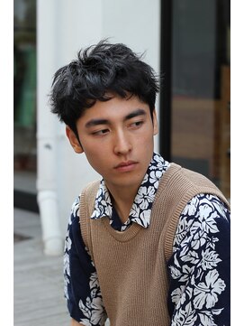 ブークル(boucle) 無造作カーリーツーブロックショート