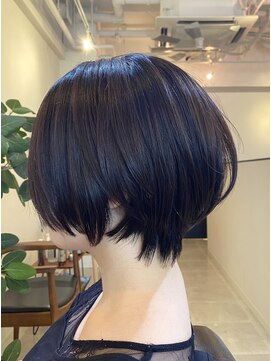 ミケイ(mikei) グラデーションショートボブ×ヘアドネーション