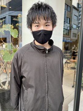 ヘアー アイス ルーチェ(HAIR ICI LUCE) スパイキーショート /城倉