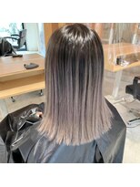 キース(KITH)&nbsp;エアタッチ　ミルクティーグレージュ