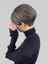 ディーバ 藤沢(D.I.E.V.A) モード刈り上げショート_グレージュカラー