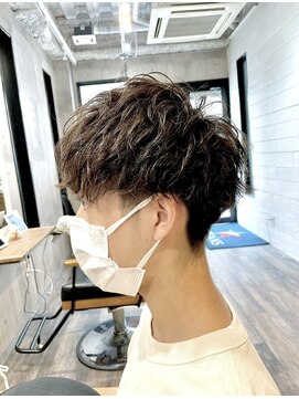 ハグ 横浜(HUG) メンズ ナチュラルパーマ