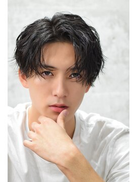 オルズ 渋谷(ALLZ) 黒髪センターパートウルフツイストスパイラルパーマ波巻きパーマ