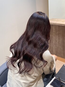イーエムエー アールビアンカ 名駅店(e.m.a×Ar be.anca) ブリーチなしワインレッド