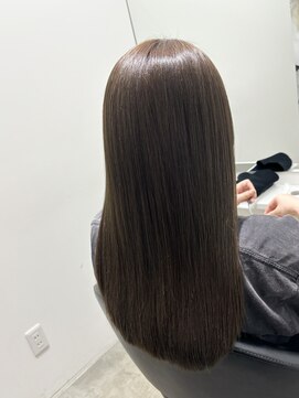 イレス 新札幌店(IRESU) ドレスヘア/アッシュブラウン/髪質改善