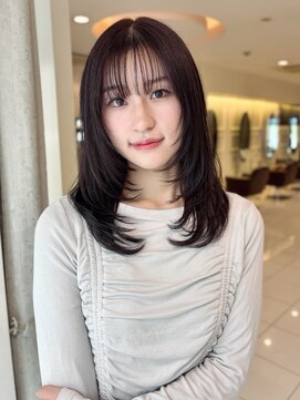 ヤヨイブレインズフェアリー(YAYOI BRAINS fairy) ミディアムレイヤー 艶髪 シースルーバング☆