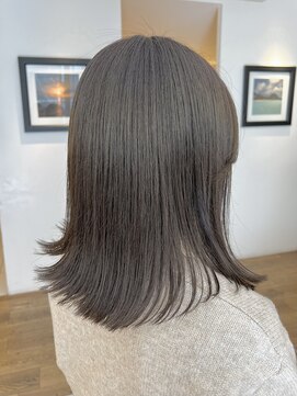 ビーチ(BEACH) 透け感オリーブグレージュカラー