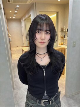 ジル(JiLL.) 艶髪暗髪ロングウルフカット【広島/本通】