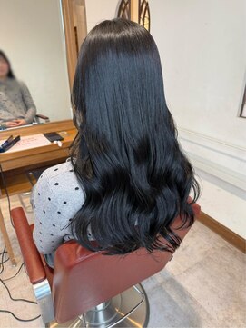 ルシュカイチマルニ(Rasca102) Rasca◇グレージュ　ダークカラー　ロング　コテ巻き