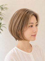 トリコバイフェイス (Trico by FACE)&nbsp;ショートカット/ショートボブ/白髪ぼかし/   30代/40代/50代