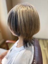 ヘアー キューブ フィール 都町店(hair cube feel)&nbsp;ウルフヘアー&アクセントカラー