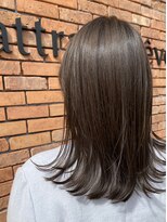 アットラップレーヴ(attrape-reve)&nbsp;【attrape-reve】スタイリング簡単♪イルミナアッシュベージュ