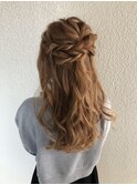 サイド 編み込み ハーフアップ ヘアアレンジ