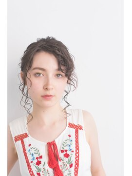 リトル 浦和(little) キューティ・ブロンドアップ