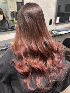 スーク 宜野湾店(suuk) ピンクグラデーション