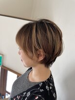 ロカ(Roca)&nbsp;丸みショート×ハイライト