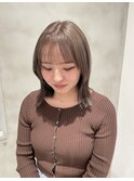 ミルクティーベージュ