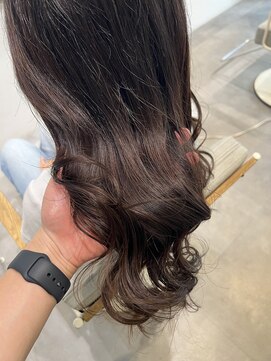 ロウブ(roubu.) 【roubu.】透明感アッシュブラウン