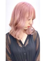 アンダーバー(UNDRvr)&nbsp;ホワイトグレージュミニウルフチェリーブラウンミディアムヘア