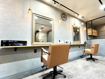 ベース(Bass)の写真/貸切空間でゆったりお過ごしいただけます♪経験豊富なスタイリストがあなたの理想を叶えます!