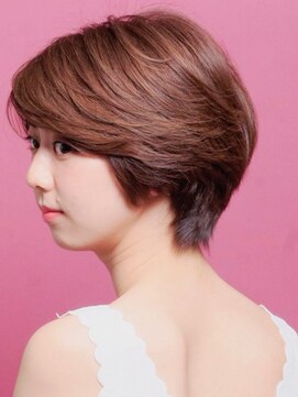 アンダートゥリー(_TREE) 【_TREE/遠藤】大人レイヤーボブ「シェイプ×ぬけ感」