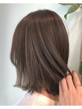 アクシス ナゴヤ(AXIS NAGOYA) `AXIS Emika 上質ハイライトカラー