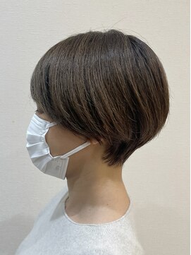 リュドール 名駅(Rue D'or) 髪質なめらかなショートスタイル