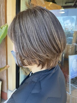 コワフュールトーリ フジグラン店(COIFFURE TORI) 大人ハイライトショート