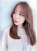 【Stylist芹原】柔らかベージュで小顔&美肌になれるセミロング
