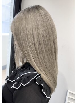 ユウル 横浜(juhl.) ミルクティーグレージュカラーケアブリーチハイトーンカラー横浜