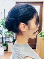 トム ヘアー(Tom hair)&nbsp;シニヨンアップスタイル