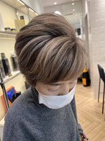 ステア ケース(stair case)&nbsp;セルフカラーも暗く染めるのももう卒業！白髪活かしカラー