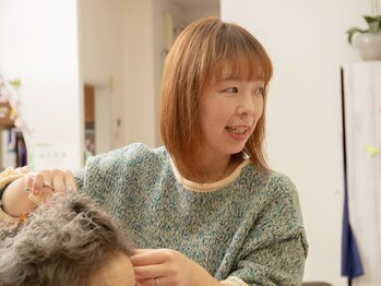 フレンドの写真/髪が傷む・パサつく…そんな悩みを解決する当店人気の"おしゃれカラー"で大人上品をご提案します◎