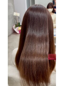 レヴィア(REVIA) レディースロング艶髪髪質改善