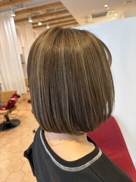 アズールサン 草加西口店(azule-sun) ハイライトカラー,グレージュ,アッシュベージュ,ショート/草加