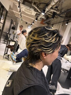 フランクスバーバーザスタンド(Frank’s barber the stand) MEN’S HAIR/波巻きツイストスパイラル/リバースセンターパート